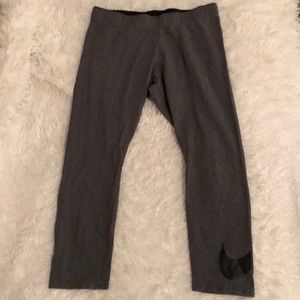 Nike capris